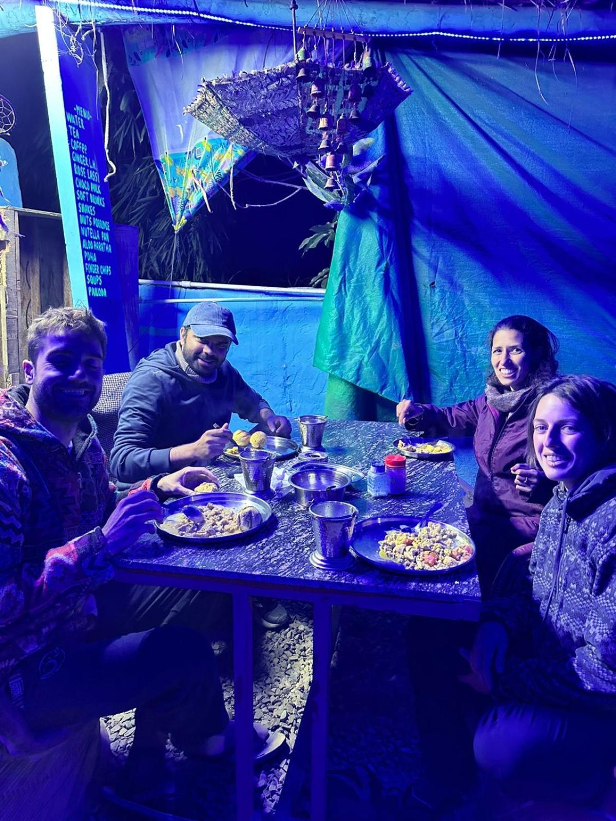 Veera'S Hostel Pushkar Exteriör bild